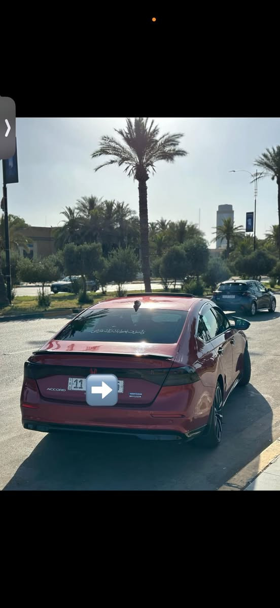 سلام عليكم  
هوندا اكورد هايبرد 
2024 
تورنك  اعلى فئة 
داتا شو 
كشنات جلد تدفئه تبريد 
كشنات خلفية تدفئه 
ماشيه 18,500 الف ميل 
حادثها موضح بل صور  
بدون ايرباك
الجنطة مبدله مال تورنك تفصيخ نفس اللون 
والسياره جان بيها رصعات اثر الحادث كلهن مرجعهن pdr 
السياره للمراوس فقط 
*********** 
مكاني بغداد اليرموك
