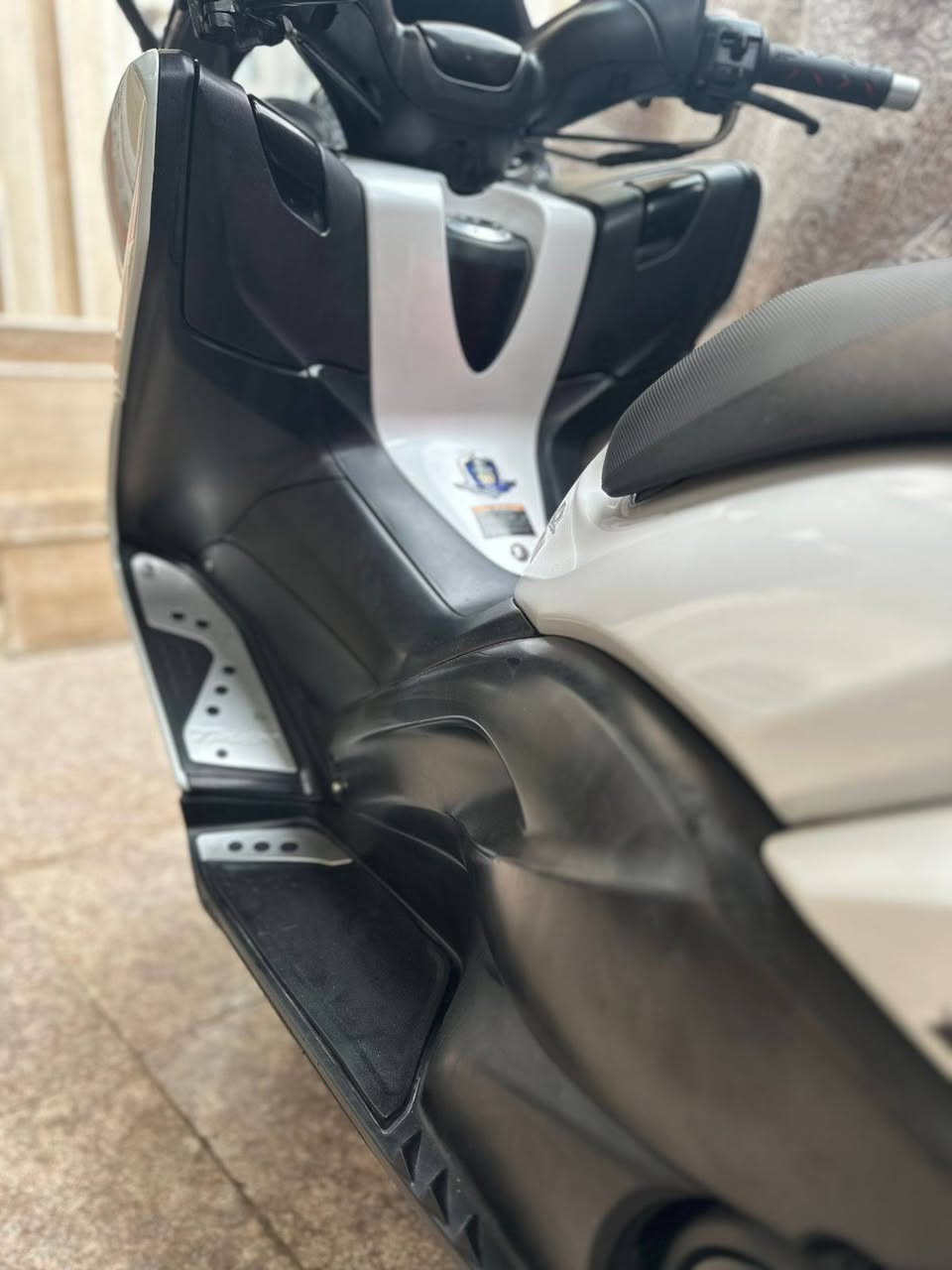 بسم الله ما شاء الله
تي ماكس ٢٠١١ خمسينية 

كفالة عامة بحالة الشركة 

المسافة المقطوعة٢٦  سويجات ٣ نسخ

بيع فقط بدون رقم فقط مكاتبة بيع وشراء

دشبول احمر 

عنواني . الكوت 
[♻️خاص مغلق فقط اتصال او واتساب ]

السعر٤٠  الراغب بالشراء هـ ***********
