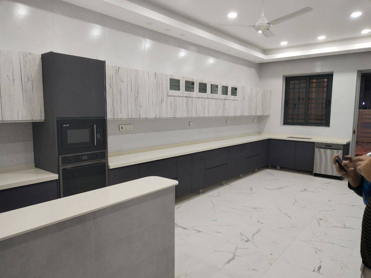 السلام عليكم نجاره عامة للديكورات والمطابخ التركي والايطالي ومتفرغ للعمل وهذه شغلي للتواصل رقمي ***********
