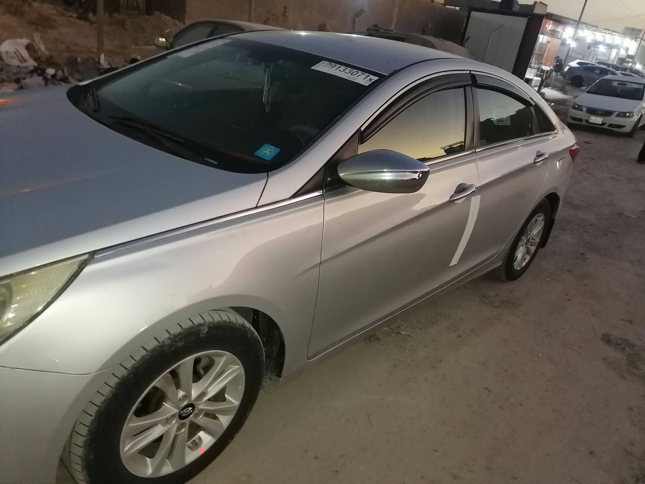 السلام عليكم سونتا موديل ٢٠١٣ موصفات نص فول كشن كهربائي تدفئه بلكشنات باقي المواصفات حدثه ربع  بنيد وجاملغ أمامي اوبلعرق جاملغ الثاني صار بيه صبغ رقم انكليزي سياره كلش نظيفه السعر ١٠٥ بيه مجال قليل للاستفسار ***********
