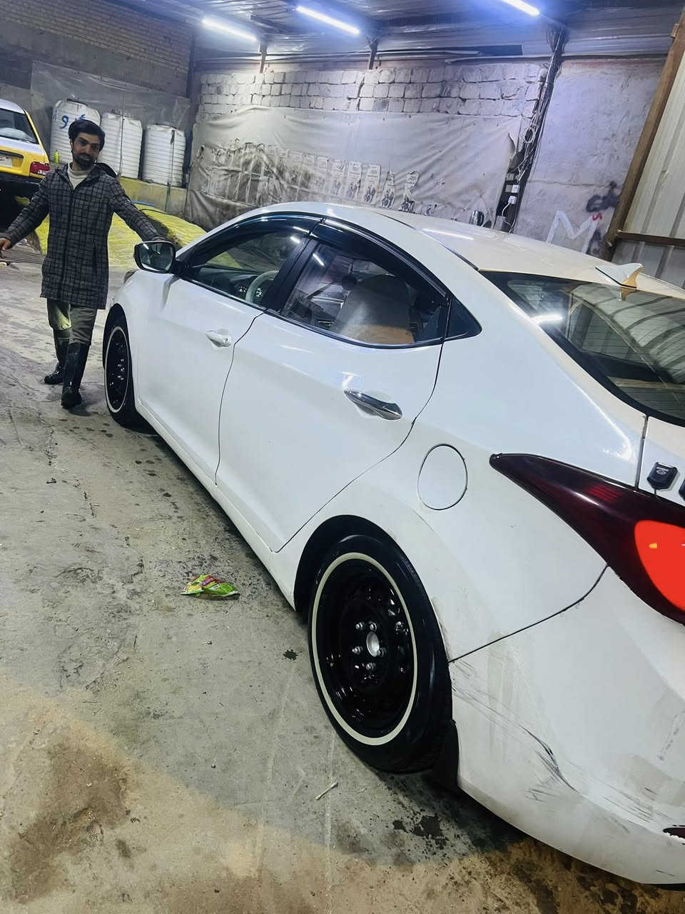 سلام عليكم 

هونداي الانتره 2014 امريكي شكل 16
صبغ عام
السياره مكفوله من الكلبه او التچيه
محرك 1800 وكير كفاله
حداديه جديده
تبريد نقصه فقط صونده تكبسه
موصفاتها 
كامره خلفيه 
شاشة بلادي
تحكمات جهتين 
اشاير بالمري 
تخم ويل جديد 
تخم تاير جديد
السياره بسمي

سعرها (88)

مكانها كربلاء
رقمي ***********
