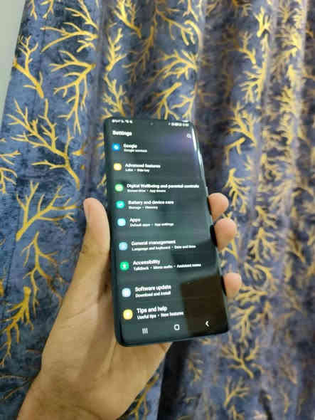 سلام عليكم  كلكسي s20بلاص 5G المعالج 990سناب دراكون  يشغلك بوبجي 90فريم حقيقي بطارية 4500ملي امبير شحن زين وحسب استخدامك كامراتة خلفية 64+12+12 دقة الفديو تصوير 8k FHD  الامامية 16 حجم الشاشة 6.7بوصة ذاكرة128 رام12 شاشة تردد 120هرتز Dynamic AMOLED 2X منحنية بصمه مدمجة بشاشة  بس بي فطور بلظهر ونقطة بشاشة  خفيف بصف الكامرة الامامية ممأثر ابد خط واحد  بس الضبط انكليزي باقي جهاز عربي كيبورد عربي كلة نظيف جدا للبيع السعر190الف وبي مجال او مراوس بأقل منه واخذ فرق العنوان بغداد *********** شراي خابرني وتشلع عيني ومتوفر واتساب
