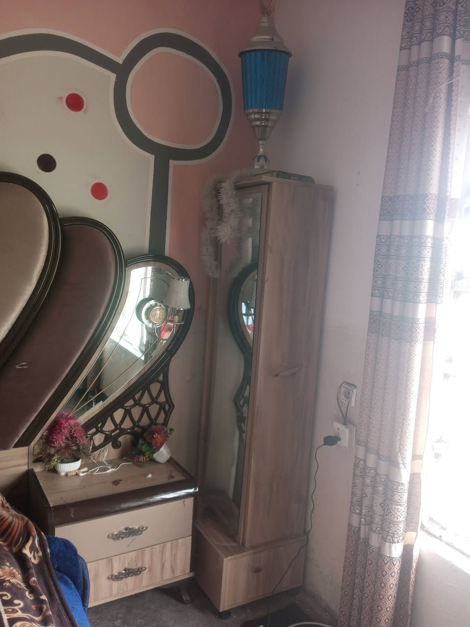 غرفة نوم للبيع. تركي ثقيل. 
السعر 900 وبيهه مجال. ***********
