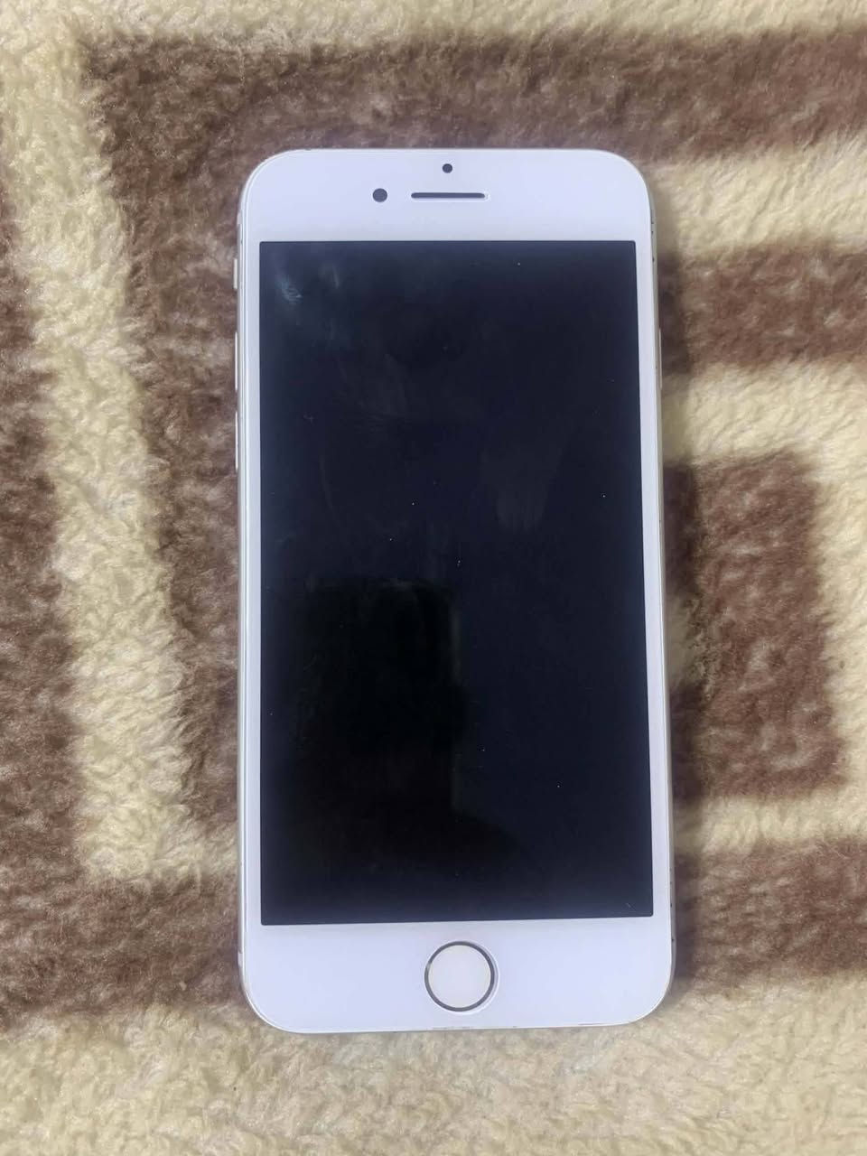 للبيع ايفون 8 عادي كلشي شغال بي فقط زر الهوم ما يشتغل  الذاكرة 64 والبطارية 82 السعر 80 ويا التوصيل لجميع المحافظات العراق


**إذا كنت صاحب هذا الإعلان وتريد حذفه لأي سبب، رجاءا أرسل رسالة إلى الدعم الفني**