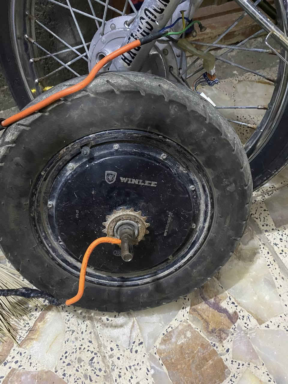 عقل + ملف العقل جديد شرط الفحص الملف اول تحريكه يطلع صوت لا كطعه ولا يخربط بس اول تحريكه يطلع صوت اعتقد الحساس ضعيف قيم واخذ بما يرضي الله


**إذا كنت صاحب هذا الإعلان وتريد حذفه لأي سبب، رجاءا أرسل رسالة إلى الدعم الفني**