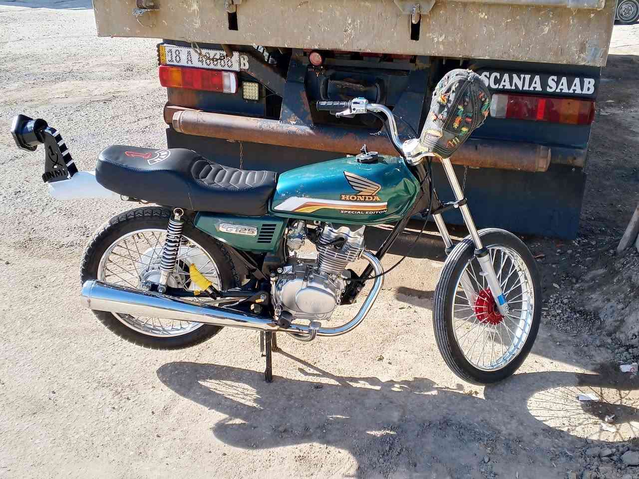 السلام عليكم دراجه للبيع دراجه تعمير جديد شاصيها 24 تعمير 25 دراجه جديده اوراق سكنر نامه اصلي المكان بابل الهاشميه السعر خاص هذا رقمي‏‪***********‬‏
