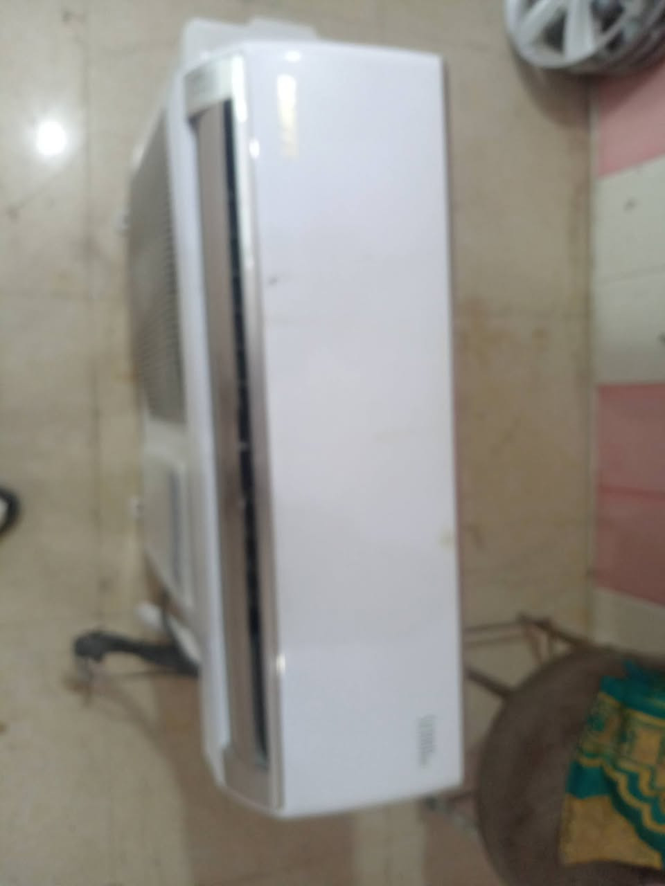 سبلت طن ونص اخو الجديد مستخدم شي قليل للبيع سعره ٢٥٠...مكانه بيجي... ***********
