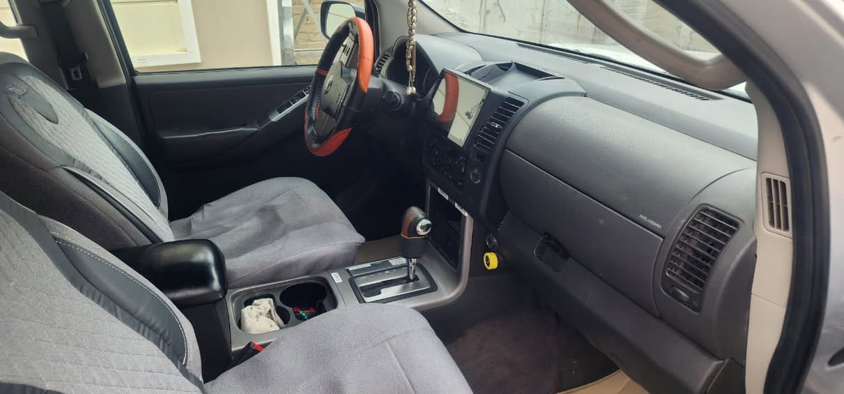 سلام عليكم نيسان بافندر للبيع موديل 2008 ، رقم ميسان تحويل ثاني يوم ، محرك جديد V6(4000) . 
7 راكب ،،، بيها تبديل جاملغ امامي مال تفصيخ نفس اللون وباقي السيارة كفالة ، رايدها ب95 ورقة 
مكاني العمارة ***********
