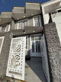 الورديه • ١٠٠م • ٣غرف