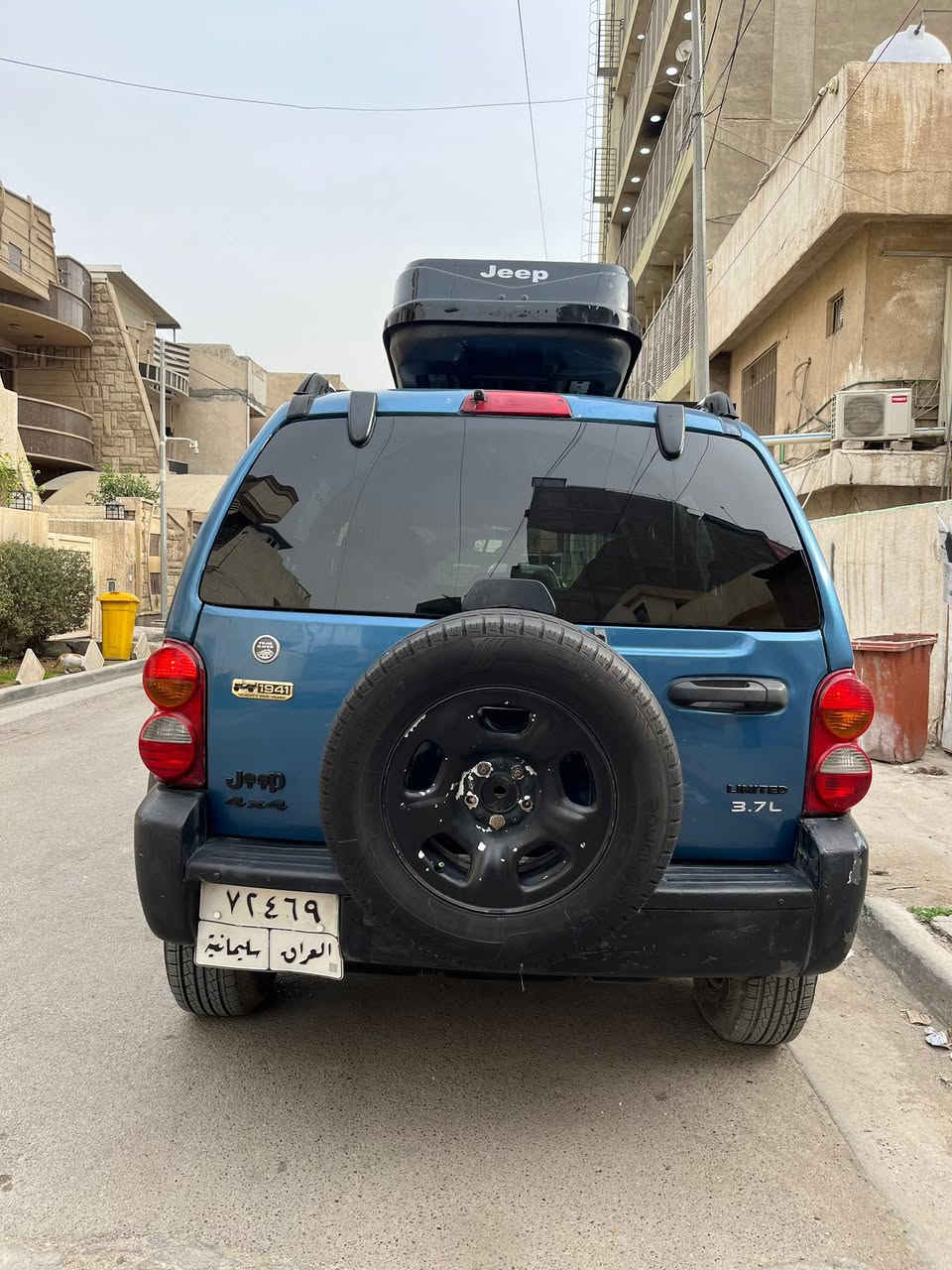 جيب لبيرتي 2004  للبيع او مراوس حسب القناعة
محرك V6 محرك 3700 بانزين كير عادي  فوريل شغال جام كهرباء و مري كهرباء  شاشة و كاميرا   احدث اصدار كهربائياتها كلها شغالة و محرك كفاله و صدر امامي مبدل جديد و صدر خلفي نظافه 90 بل ميه و بيها تخم تاير جديد و غرفتها حلوه السياره جافيه سابقاً و كشرها  شوف العين 
نقوصاتها 
صوت ونه بل كثر ما أعرف إذا كان بوربرن او غير شي بس كيرها قوي و تبديلاته كلها تمام  السياره تحويل فقط بدون وكالة يعني الي يشتري ثاني. يوم احوله سعرها 62  و بيها مجال 
مكاني بغداد للاتصال ***********
