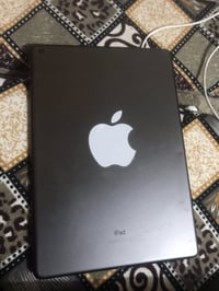 ايباد 9للبيع الاستفسار 07811012114