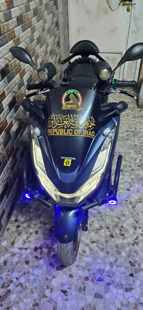 لللبــــــــــــيع رمبه اصلي
جديد شخط مابيها
محرك 125
 تجوه اصلي
mp3 اصلي
مرايات مزدوجة اصلي
لدات عدسه مزوده
ذرع كامل اصلي ياباني 
مرقمة رقمه كوت 
متوفره سنويه باسمي جاهزه للتحويل
السعر 34$
موقعي بغداد بلديات حي التراث
للتواصل *********** واتساب متوفر
