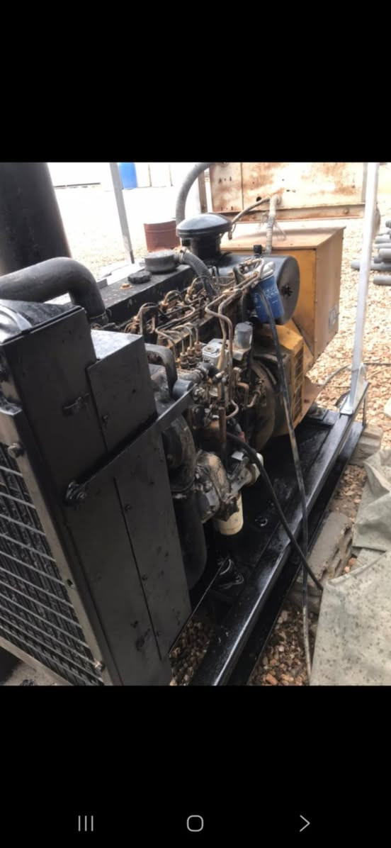 السلام عليكم مولد يبركز نظيفه جدا مكينه راس توليد 
جديده بمعنى الكلمه المكان بابل المسيب  للاستفسار الاتصال ***********
