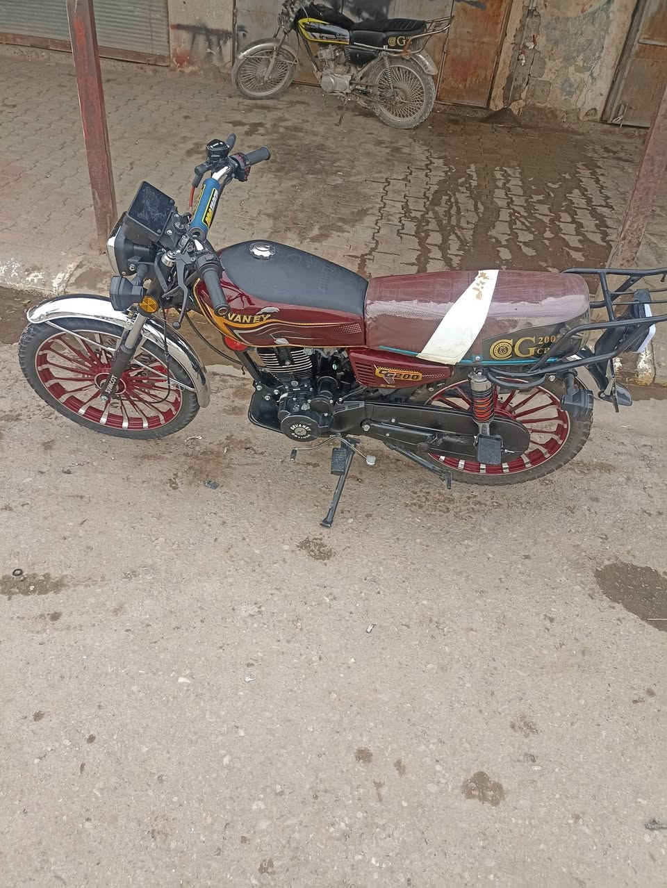 ماطور للبيع موديل 25 محرك اسود جديد ***********
