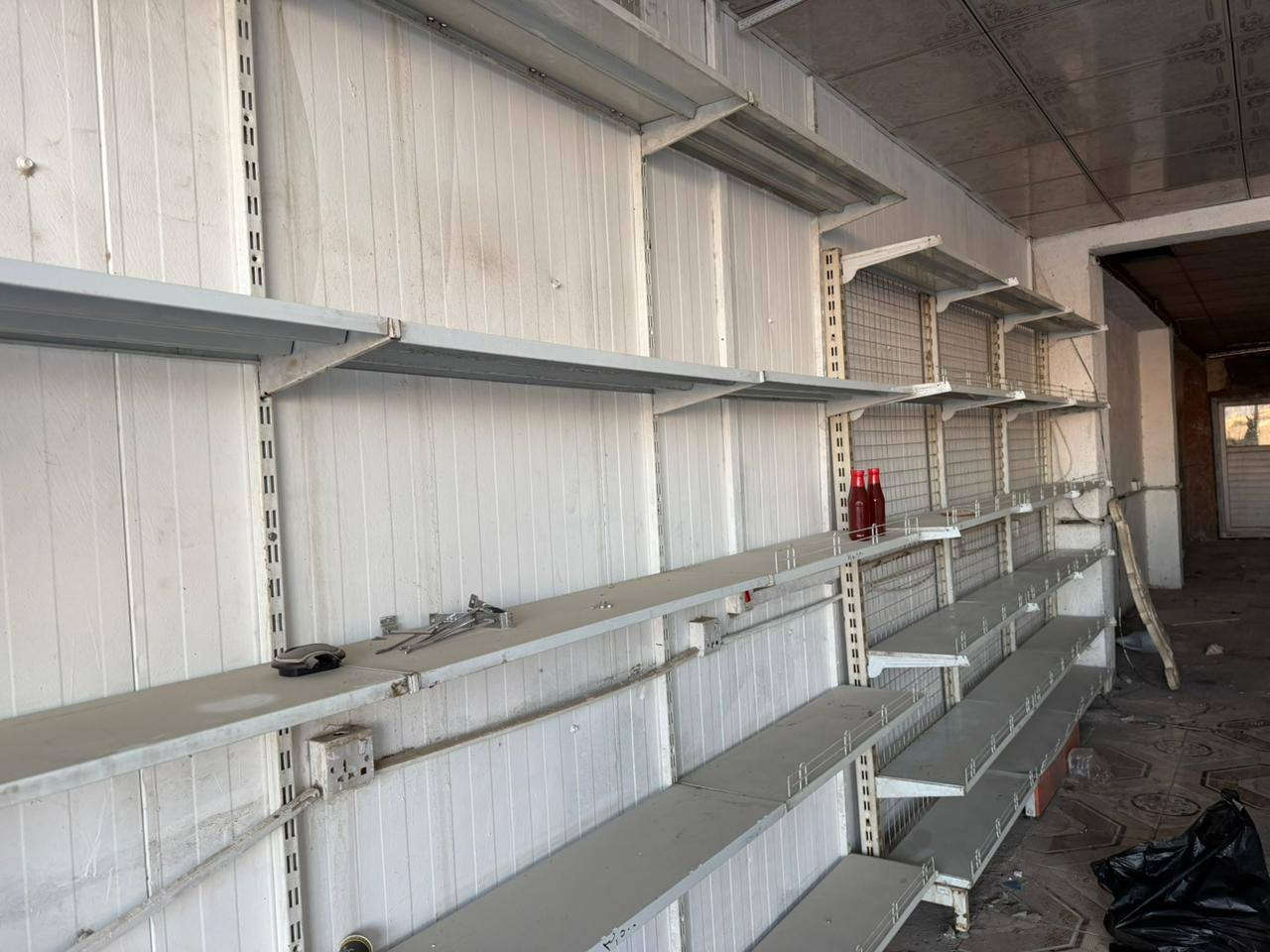 رفوف للبيع***********
