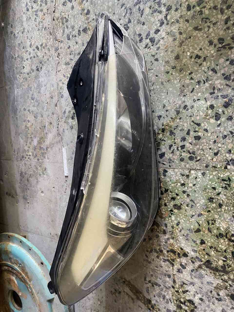 لايتات مال كيه كرفان ايسر جديد وليمن الجامه مكسوره يحتاجله بس جامه ليفيدنا يتصل ع واتساب ***********
سعر خاص
