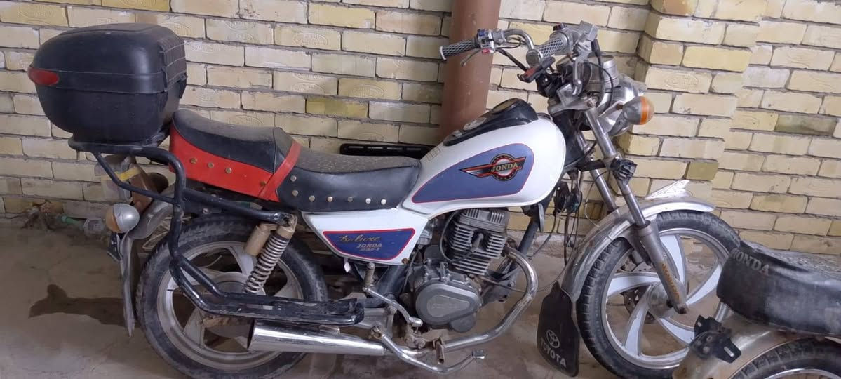 سلام عليكم شباب جونده للبيع أصولي رقم اسود كوفه حي نيسان سعره ٥٥٠ مكينه نضيفه


**إذا كنت صاحب هذا الإعلان وتريد حذفه لأي سبب، رجاءا أرسل رسالة إلى الدعم الفني**