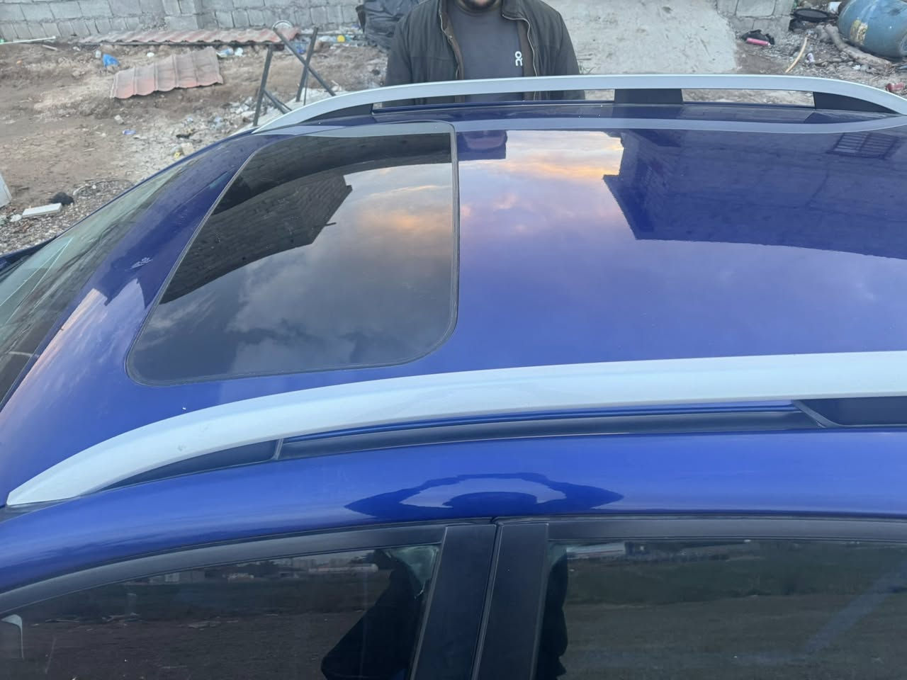 سوبارو امبيرزا
2023 
محرك 2000
فول مواصفات 
بصمه 
فتحة سقف 
تحكمات ستيرن 
تحديد مسار 
مثبت سرعه 
كامره خلفيه 
رادار 
توقف ذاتي 
كير سبع سرعات
سفتات ستيرن  
حادث جاملغ جهة السايق ايرباك ستيرن طاك رقم الشاصي موجود بالصور  
رقم بغداد 
السعر 125 وبيها مجال 
مكانها بسمايا
***********
واتساب فقط غير متواجد فيس بوك
