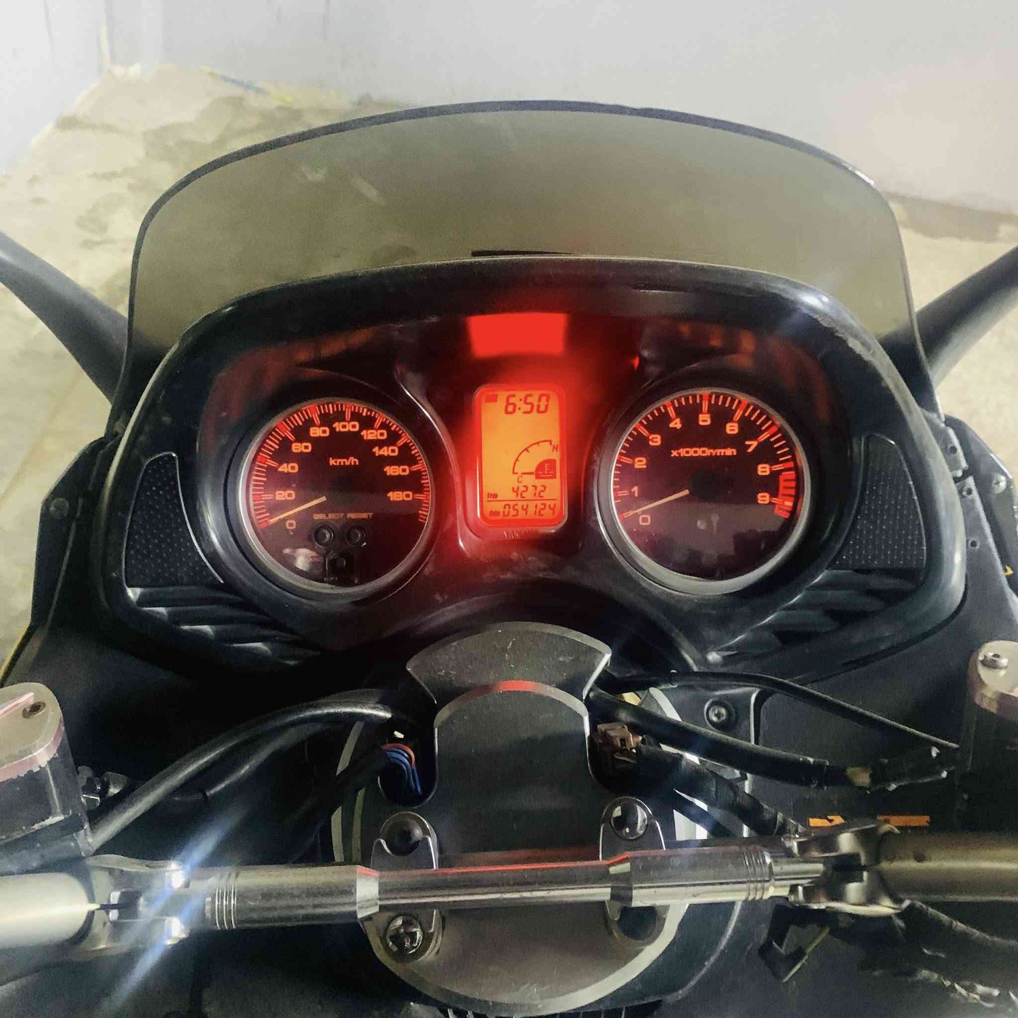 السلام عليكم تي ماكس للبيع موديل2008 الدراجه مجفته تجفيت جديد ومضبوط وسعرها 17ورقه وبيها مجال حگ الجيه ودراجه نشطه شلعه ومعدل فول عنواني الدوره حي (الصحه مقابيل جامعة گلگامش)رقمي *********** هذا الرقم مابي واتساب *********** وهاذ الرقم بس واتساب
