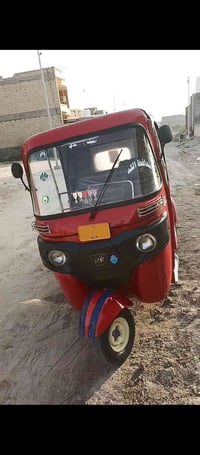 سلام عليكم  تكتك للبيع مديل 17 داخله ب 18 نضيفه التكتك كلشي ما بيها مج...