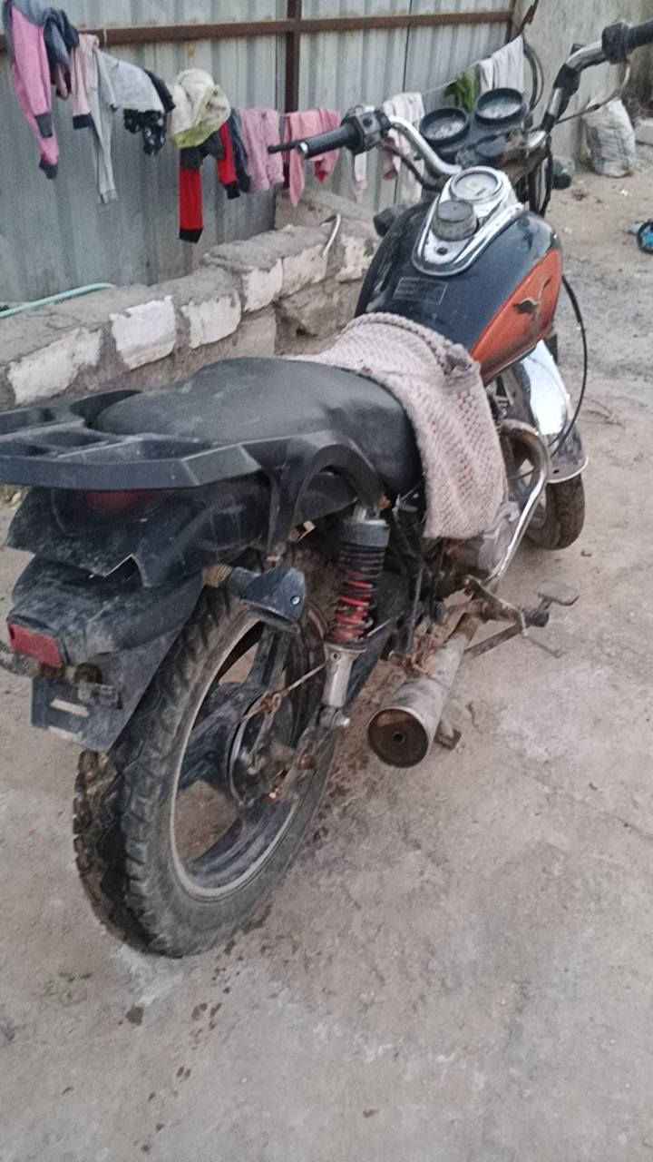 دراجه كلك ٣٥٠ شغاله كهربائيات 

مكان حله ***********
