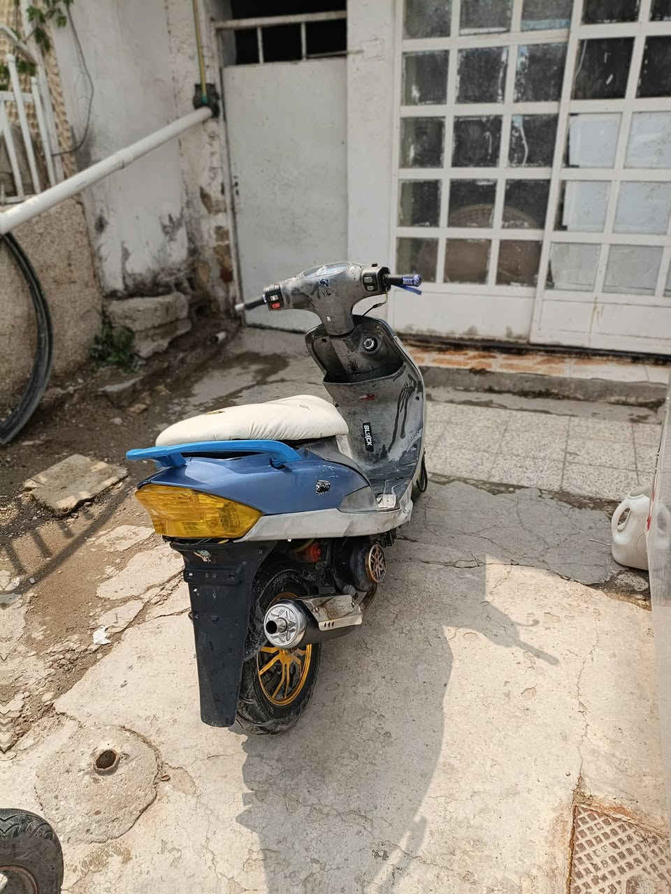 سلام عليكم ماكس منغولي للبيع دراجه كامله سلف هندر كله شغال مكاني ديالى بعقوبه المفرك رقم الهاتف ***********.     سعر 300
