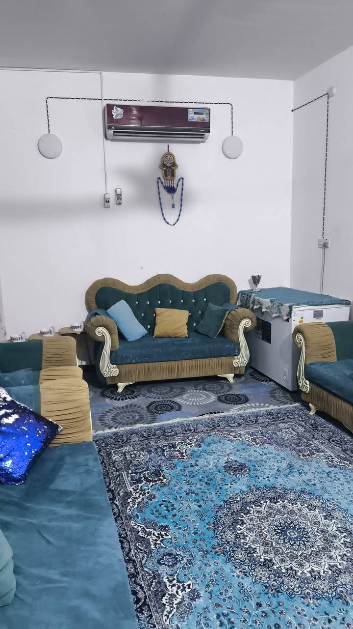 دار للبيت طابو زراعي المساحه 100مترمربع طابقين الاول صالة مطبخ غرفه نوم استقبال صحيات طارمه كبيره الطابق الثاني غرف نوم عدد إثنان وصاله وصحيات    بناء الطابق الاول أساس صب الثاني عكاده العنوان حي ميسان شارع جوهرة  العرب 
عرض الشارع 8متر الاتصال على الرقم *********** واتساب موجود مازنجر موجود
