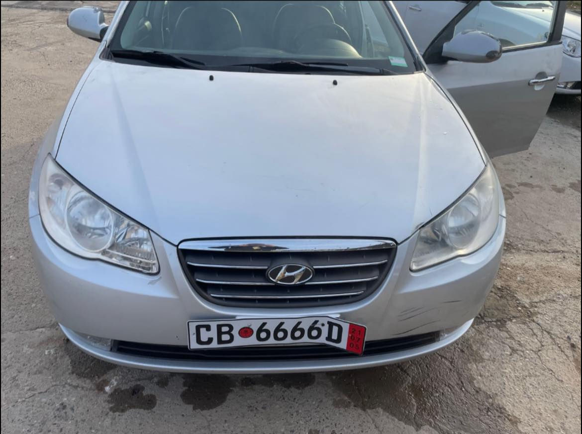 السلام عليكم
افانتي 2008 كصة جديدة  
كير محرك صدر طخم تاير كلها بشرط  
سعر 40 بيها مجال
مكاني ناحية الزويه ***********
