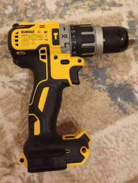 ديولت جديد لوك للبيع ***********
