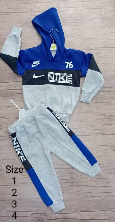 عرض خاص اخر 3 درزن 

سعر مع التوصيل 80 الف 

تراك ولادي معكوسه سوري درجة أولى

 القياسات من سنه الى 4 سنوات 

https://t.me/WSHS5
 
***********

@HQ95N
