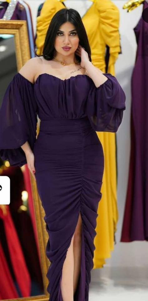 السلام عليكم
فساتين تركيه🇹🇷
 تصفية مخزن باقي عدد حوالي ٢٨٠ قطعه 
كل موديل بيه اكثر من لون
الي حاب يفتح بيج ويترزق او عده محل 
سعرهن جوه السوككك🔥🔥
لل استفسار ***********فقط واتساب
