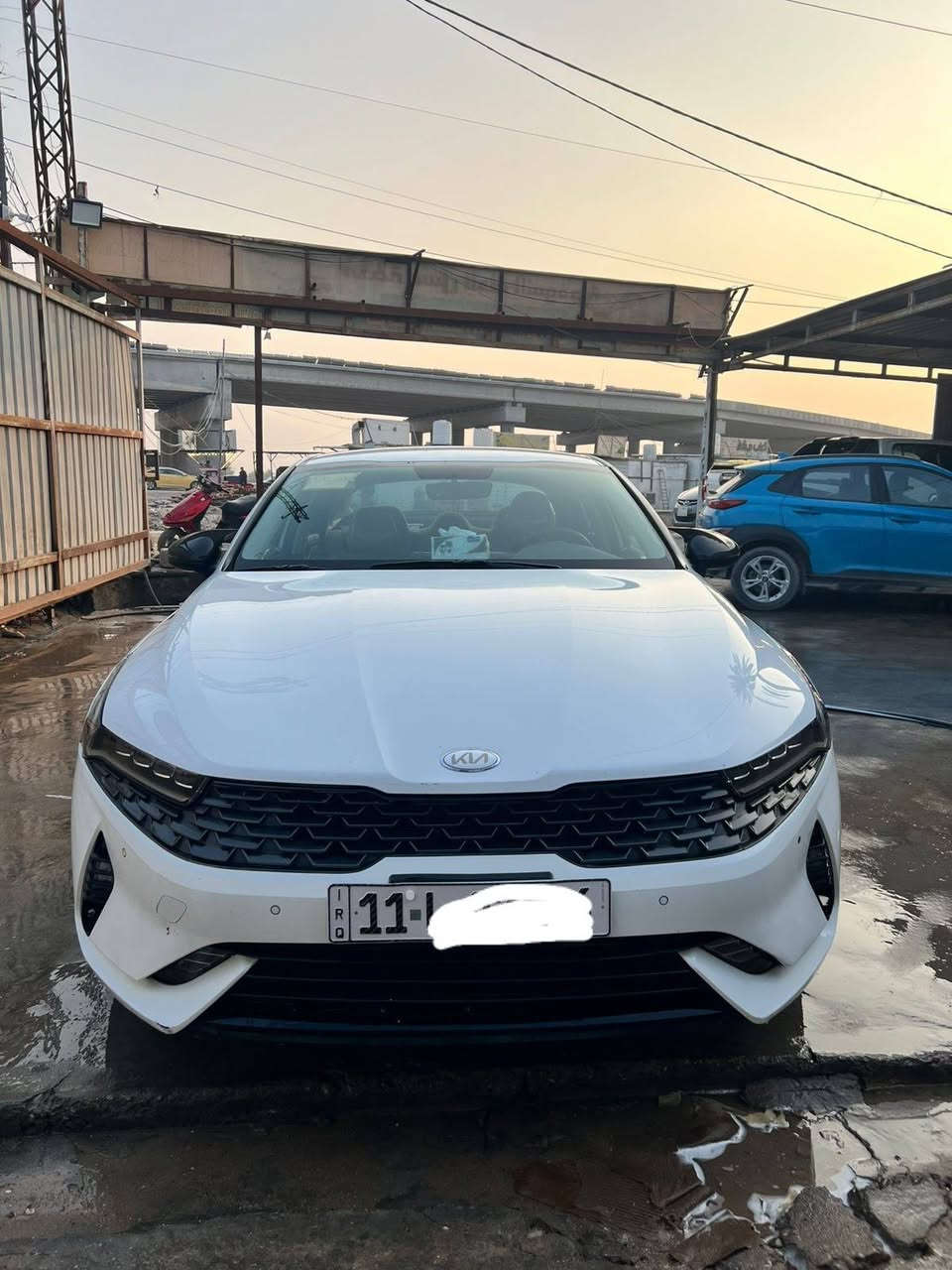 السلام عليكم k5 للبيع موديل ٢١ ماشية ١٠٥ الف كيلو تفاصيله كلة بالسونار مرفق مع الصور مواصفات عادية السيارة خليجية محرك ٢٠٠٠ دوش بدون ايرباك بدون فتح بس انطخت او نصبغ الجاملغ السعر ١٧٥ $ مكاني كربلاء ***********
