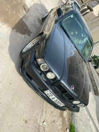 بي ام ٥٢٥ • ١٩٩٣ • توماتيك