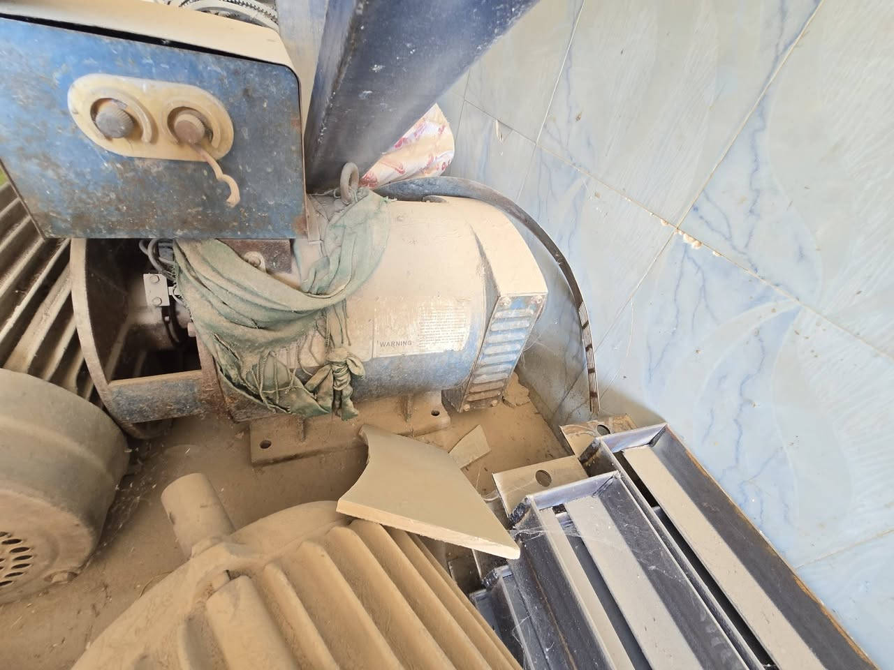 ماطور كهربائي 10حصان صناعي ماطور 7ونص بلغاري ماطور بانزين 4x4 جنريتر 7ونص كي في  او تزرون موقعنا النجف الاشرف _ الحيره
***********
ماطور كهربائي 10حصان صناعي ماطور 7ونص بلغاري ماطور بانزين 4x4 جنريتر 7ونص كي في  او تزرون موقعنا النجف الاشرف _ الحيره
