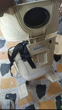 كرسي البرجستون الاصلي مختم للبيع مكاني بغداد العبيدي 07763205694