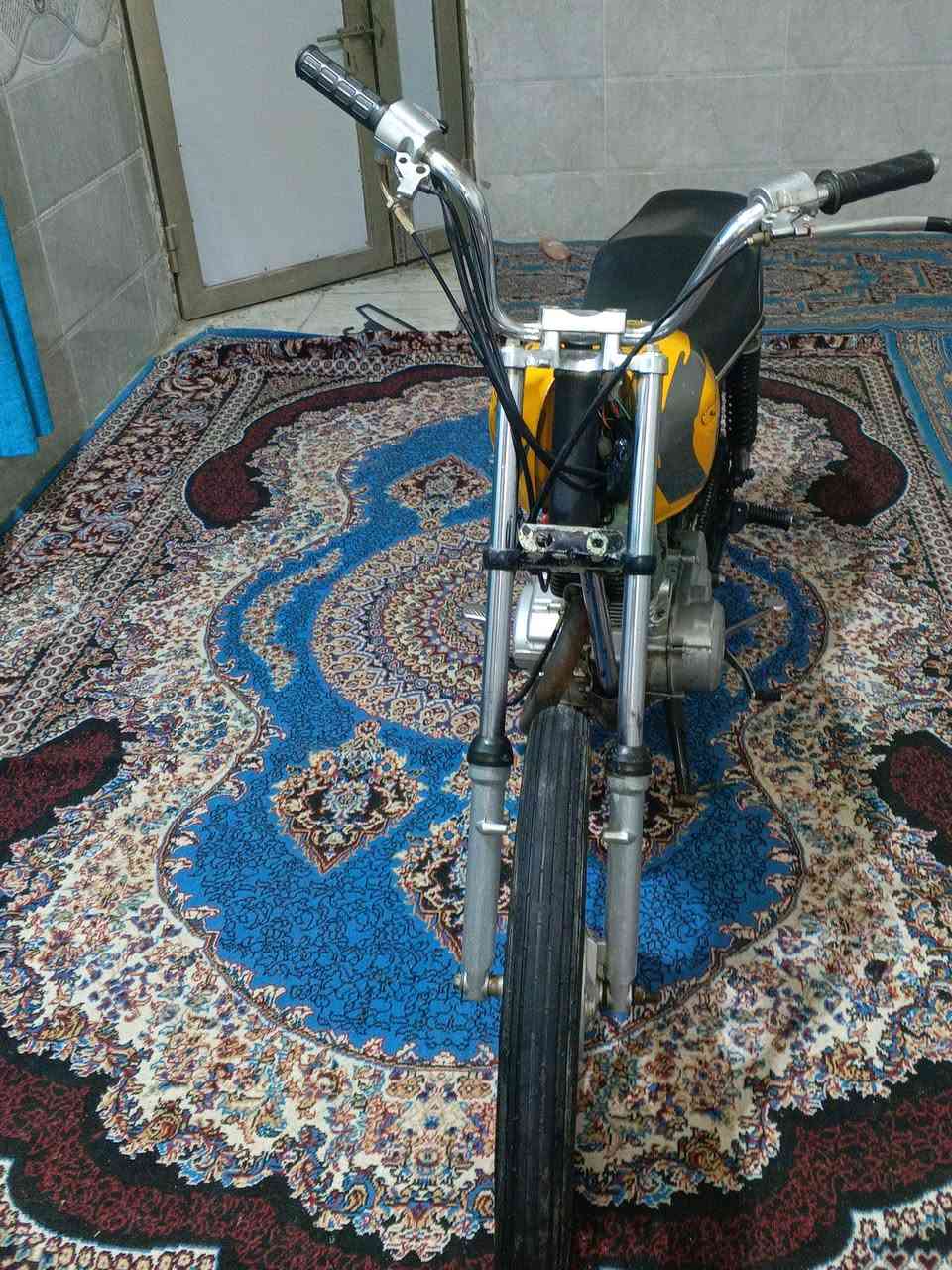 دراجه للبيع اربعه كير بدون اوراق السعر 200الرقم***********
