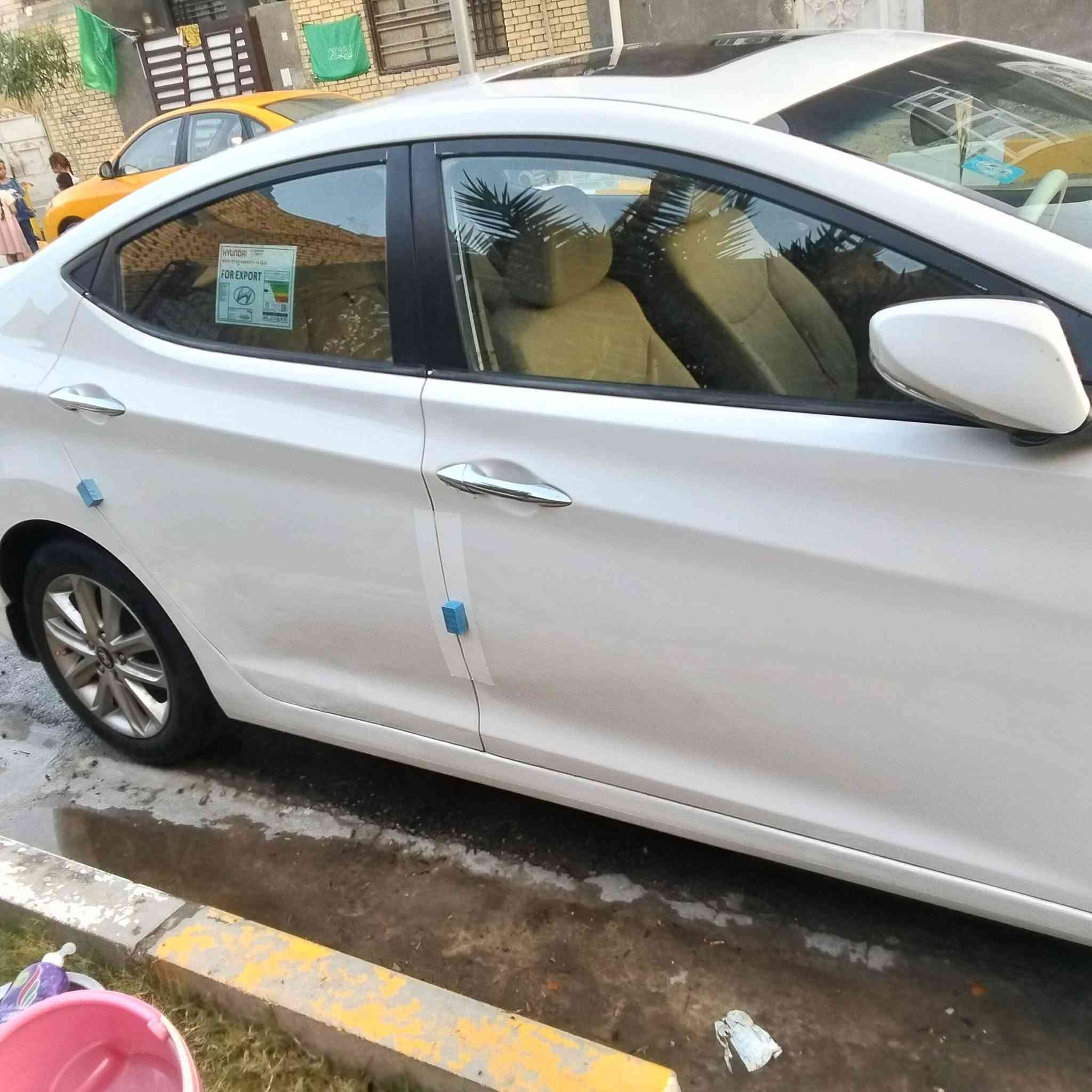 السلام عليكم الانتره خليجي 15 للبيع سيارة فول مواصفات للخير مري شفط فتح دواخل عسلي وصاج جاهز مال بيت مكينه 1800جاهزه مكاني الناصرية مركز سعرها 113وبيه مجال ***********
