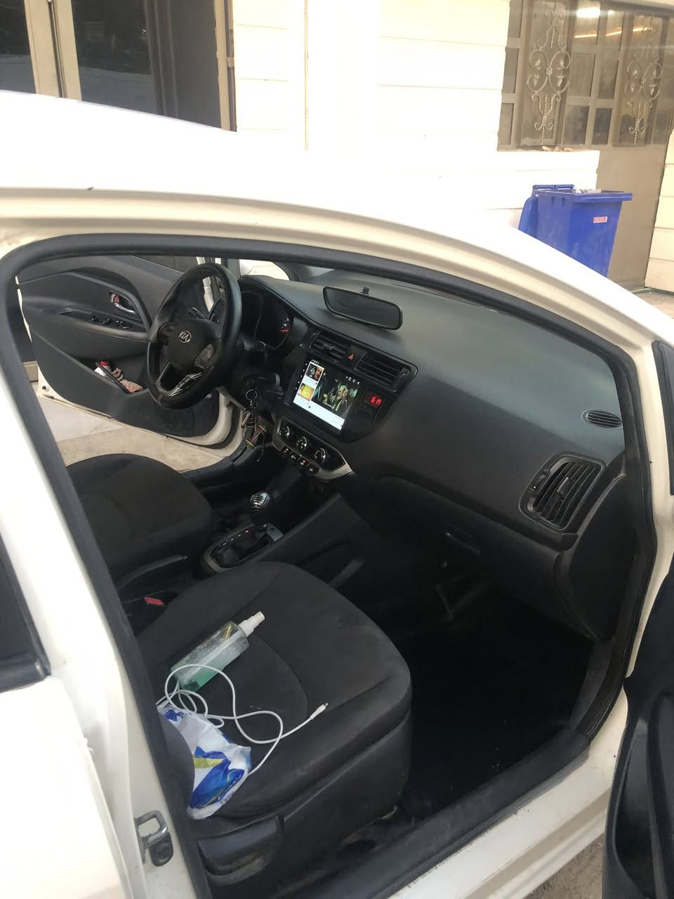 سلام عليكم كيه ريو للبيع موديل 13 مكينه 600 دوش سياره مصبوغه حزام سياره ما بيه نقص مكان سياره بغداد ***********
