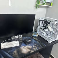للبيع استخدام كلش قليل 🔥سيت اب  Setup Gaming & Work متكامل للبيع 🔥 إذا...