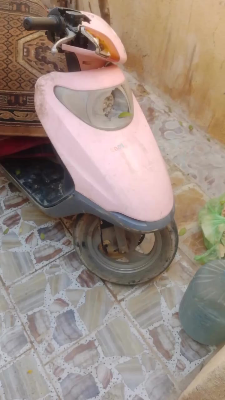 دراجه لبيع نطفت وحده بعد ماتشتغل سعر 300 وبيه مجال *********** واتساب
