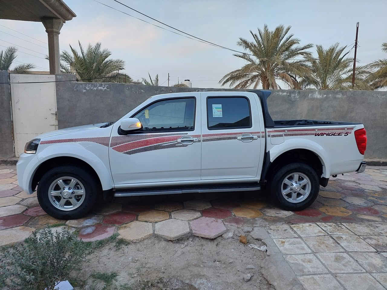 سلام عليكم كريت ويل 2025 رقم مثنى دولي زيرو ماشيه 20 الف حقيقي وضع شركة سياره مكفوله كفاله عامه حته من الشخط والرصعه الشراي يتصل غير متواجد عل فيس الرقم *********** مكاني نجف ناحيه الحريه
