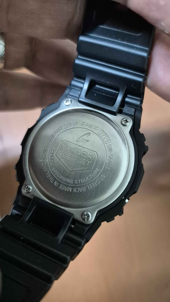 للبيع كاسيو جي شوك 5600e المشهورة عالميا بقوتهه والأكثر مبيعا بالعالم أصلية صناعة تايلند نظافة ٩٩ بالمية مكاني بغداد الكرخ والسعر 65 ألف بغداد, العراق


**إذا كنت صاحب هذا الإعلان وتريد حذفه لأي سبب، رجاءا أرسل رسالة إلى الدعم الفني**