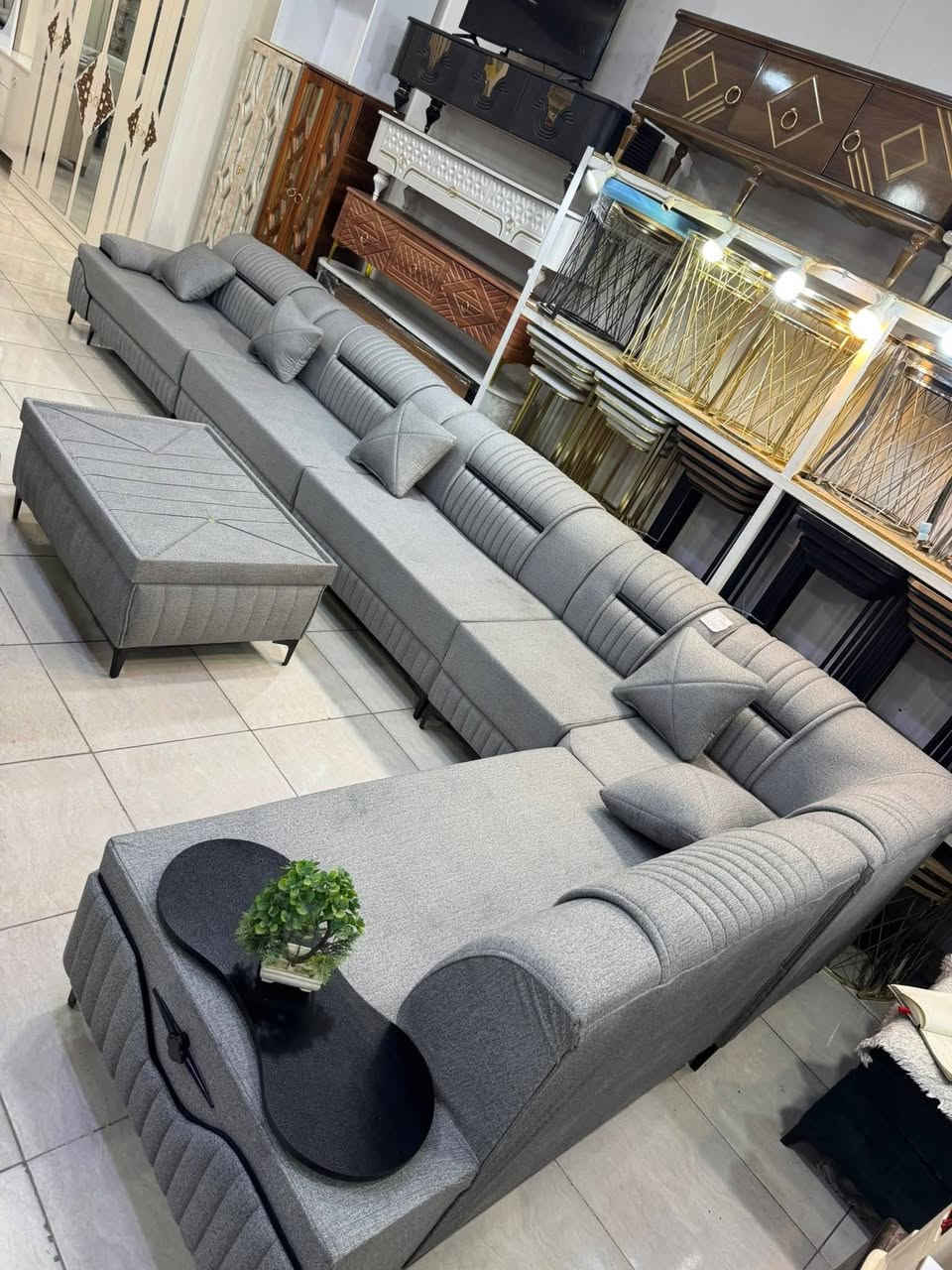 ديوان شغل اصلي مجمع سيد حيدر الصافي عنوان جديد نهايه شارع ٣٠ قرب دوريه نجده تلفون *********** مجمع الزهراء عليها السلام
