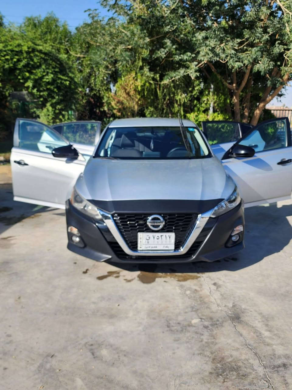 🚘 نيسان ألتيما S موديل 2020
رقم بغداد — تحويل مباشر

✨ اللون: سلفر
📍 المكان: ديالى
📊 عداد المسافة: 91 ألف ميل حقيقي 

⚙️ المواصفات:

محرك 2.5 لتر / 4 سلندر

بصمة تشغيل

بصمة دخول (الأبواب الأربع + يدات نيكل)

تشغيل عن بُعد 

شاشة أندرويد

كاميرا خلفية

رادارات

كرسي سائق كهرباء

ميكانيك وكهرباء مكفولة بالكامل

السيارة مكفولة من الصبغ والتبديل (فيها بارد بسيط فقط، موضح بالسونار) السونار بالمنشور

💰 السعر: 153 ورقة — مجال بسيط جداً

📞 للتواصل: ***********
