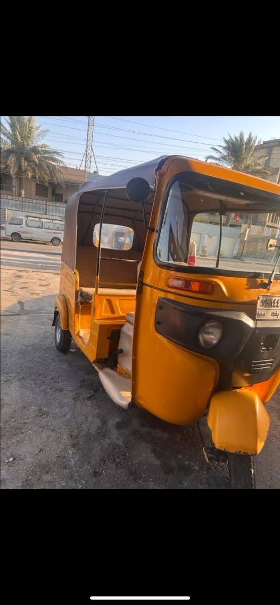 تكتك البيع مديل 20العنوان بغداد البلديات شارع الكهرباء المعسكر سته ونص وبيه مجال***********
