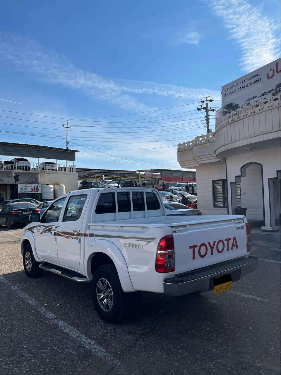 تويوتا مه رزي 
موديل 2014 
بي سبغ بي تعديل 
دعامي بو دعامي شه رت 
گير مكينه شه رت 
مكينه نه فه كري 
تخم تايره جديد 
موبايل *********** اكر, نينوى
