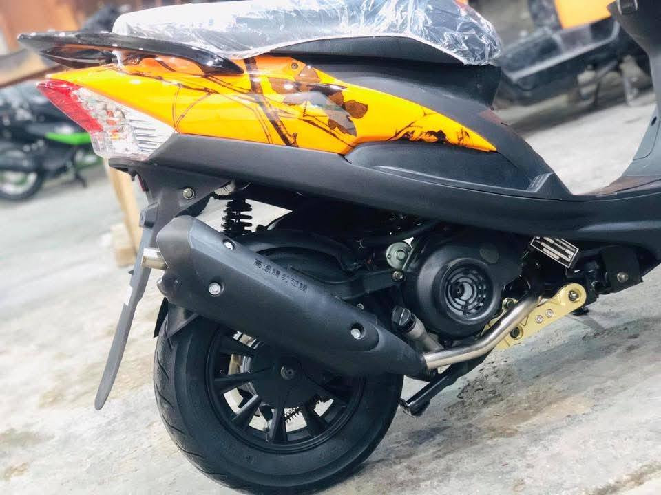 دراجه ماكس مزوده
السعر 250 وبيها مجال دراجه نضيفه ما بيها نقص
سبب البيع ما أستخدمها صار مده وللعلم الدراجه شغاله نگره سلف
رقمي
‏‪***********‬‏
او
‏***********
