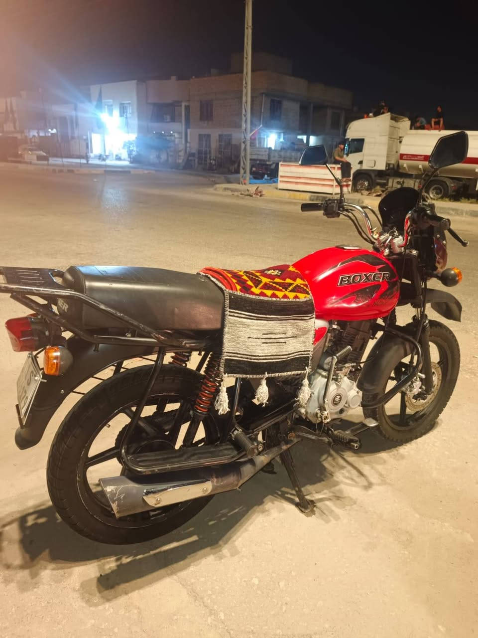 السلام عليكم ورحمة الله وبركاته
دراجه بوكسر موديل 23 رقم وسنويه باسم الشركه بعدني مامحولها مبشرتن احولها باسمك
دراجه نظيفه مجفته مرا وحده غراض وكاله بوكسر
السعر 1900 وبيها مجال
هذه رقمي واتساب 
***********
