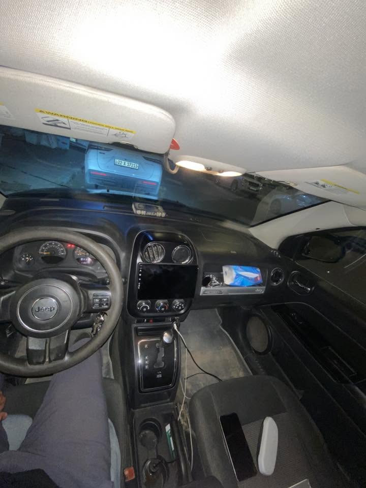 جيب كومباس ٢٠١٦ 

بإسمي رقم قادسية 
مشروع وطني 

مكانها نجف

ضربتها بالصوره موضحه

سعر ٩٥ ورقه 

***********
