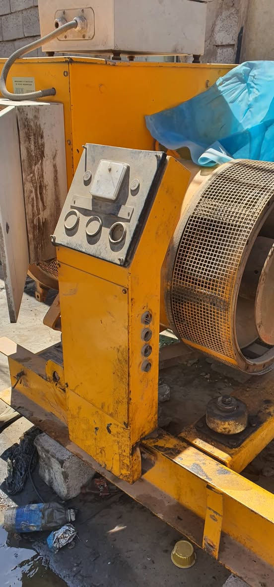 سلام عليكم
راس توليذ 550kv
هوة والمنضومه التشغيل كامله والشاصي رالراديتر سعرة 55 ورقه
العنوان ديالئ المقداديه حي المعلمين
الرقم ***********

